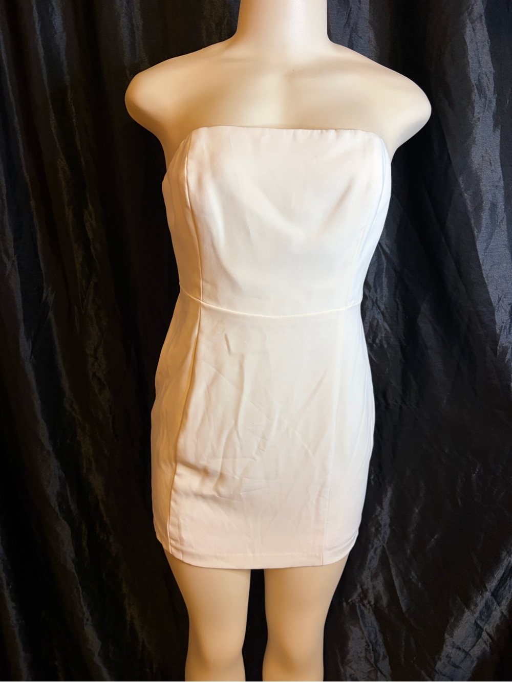 Amanda Uprichard Strapless Cream Bodycon Mini Dress